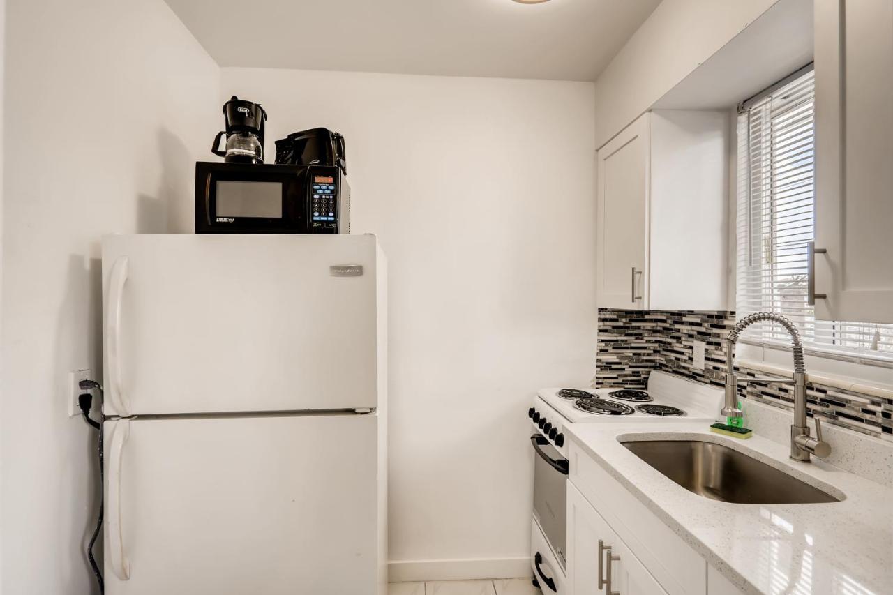 Coral Sands Huge Studio W/ 2 Queen Beds! West Palm Beach Exterior photo