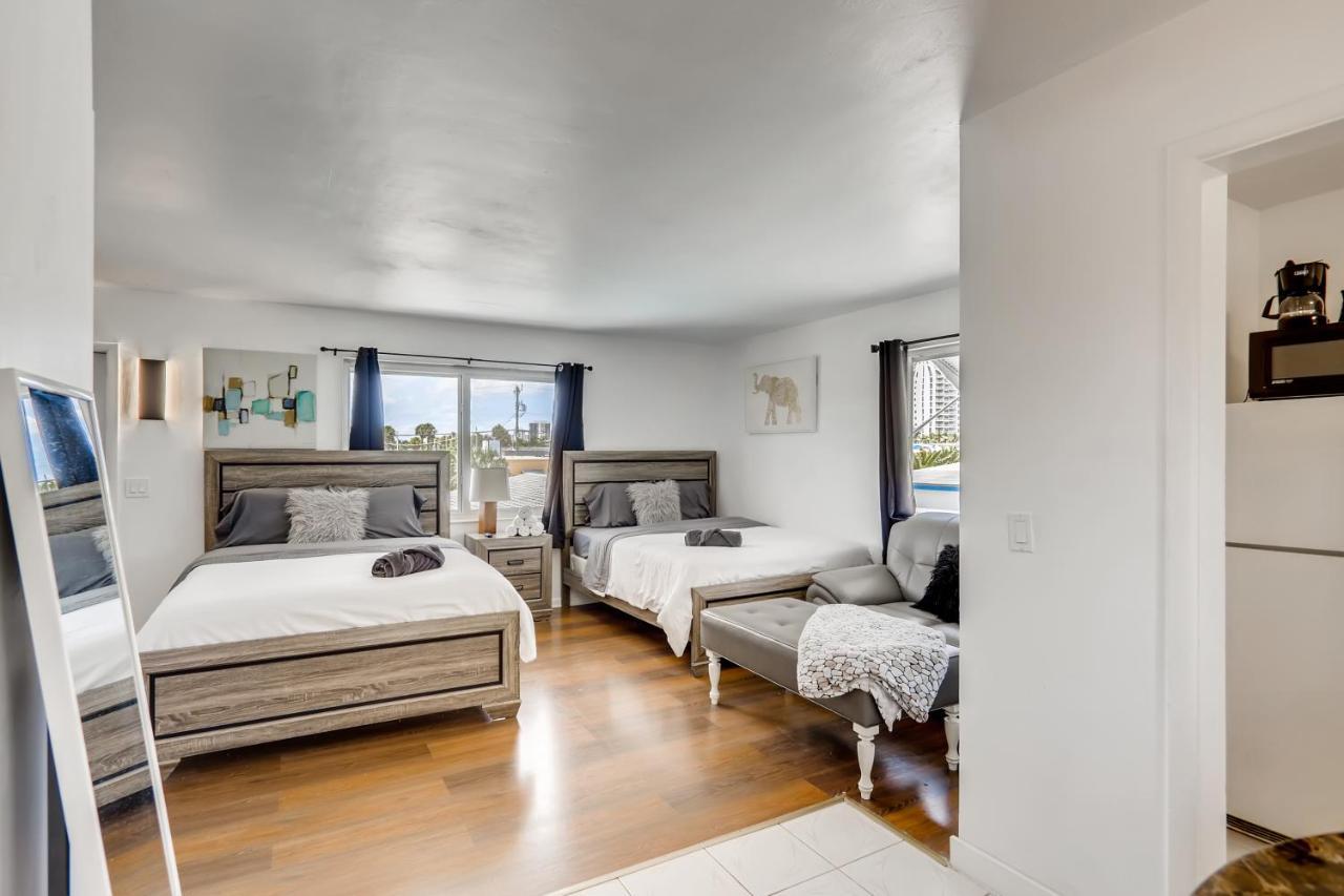 Coral Sands Huge Studio W/ 2 Queen Beds! West Palm Beach Exterior photo